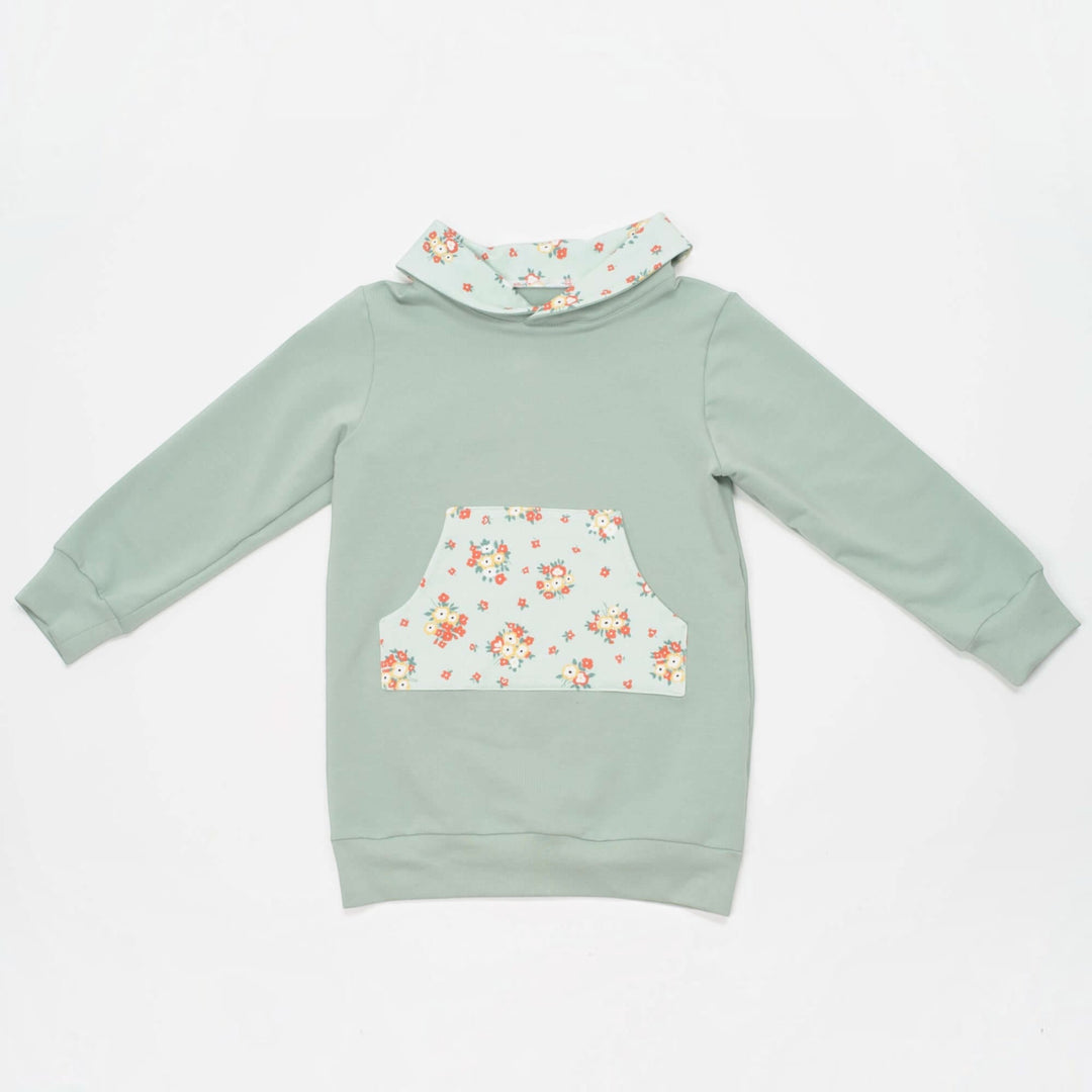 Kinder Hoodie PDF Schnittmuster ARWEN – Tunika mit Kapuze & Kragen 80/86–140/146 in mintgrün mit blumiger Kängurutasche.
