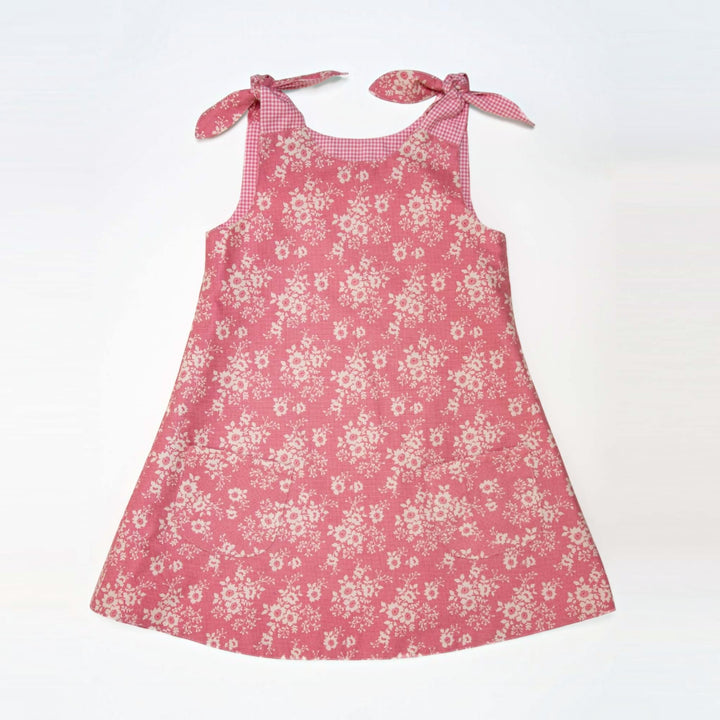 Tunika Kleid pdf Schnittmuster JULE ANTONIA STEFFI – 3-in-1 74/80–146/152, rosa Trägerkleid mit Blumenmuster.