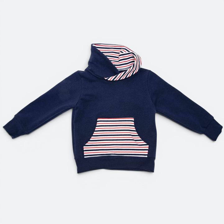 Hoodie Schnittmuster FLY DADO – Kinder Set 80/86–140/146, Hose ab 92/98 mit gestreifter Kapuze und Tasche.