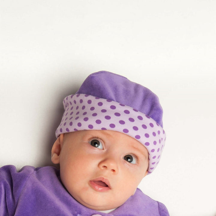Baby Strampler PDF Schnittmuster DOLCE & Mütze MILA – Set 56/62–92/98 purple baby outfit with polka dot hat