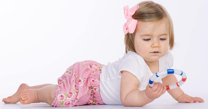 Druckbares Baby Bloomers Schnittmuster – Digitaler Download im PDF-Format – Nähprojekt mit Anleitung – Neugeborenen Mädchen Kleidung – Inklusive Anleitung & Mehrere Größen – Komplettes Foto-Tutorial – Perfektes DIY Baby Shower Geschenk – Handgemachtes Präsent