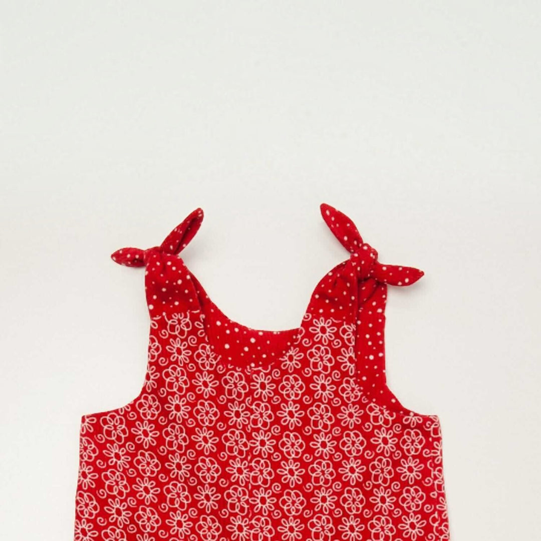 Lilli&BO Baby Latzhose mit Schleifen gefüttert Schnittmuster Ebook pdf Schnittmuster PDF Ebook download Patternforkids