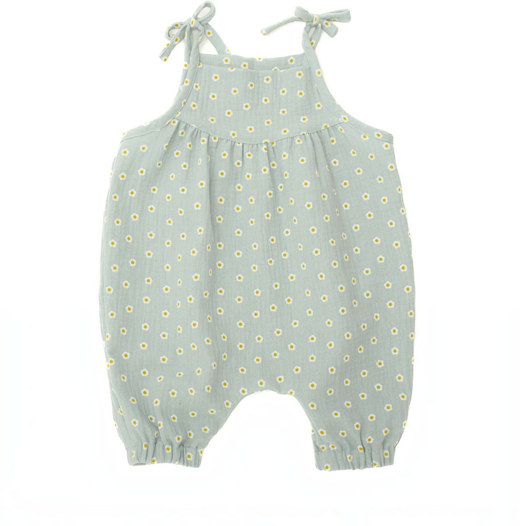 Patternforkids Baby Mädchen Jumpsuit NELE aus hellgrünem Musselin mit Gänseblümchen-Muster und Schleifenträgern