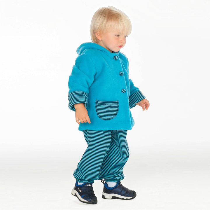 Patternforkids Babyjacke Toretto in leuchtendem Blau mit Zipfelkapuze, gestreiften Taschen und Armumschlägen