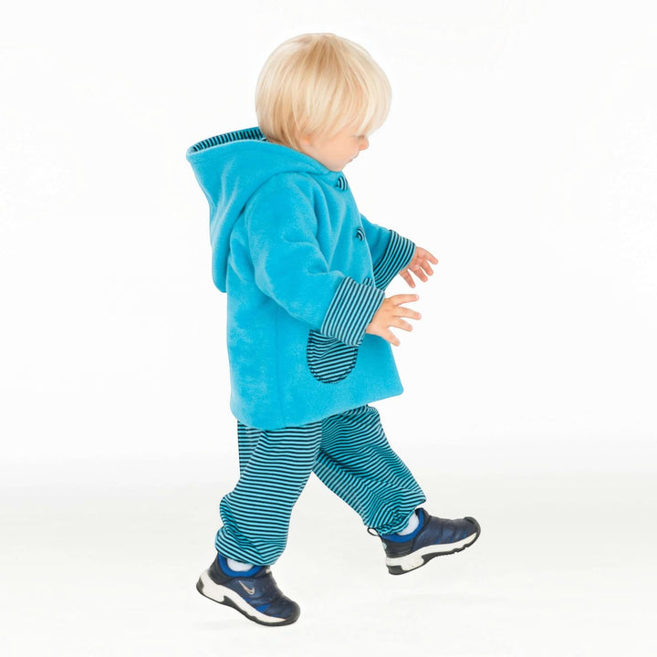 Patternforkids Babyjacke Toretto in leuchtendem Blau mit gestreiften Details, Zipfelkapuze und praktischen Armumschlägen