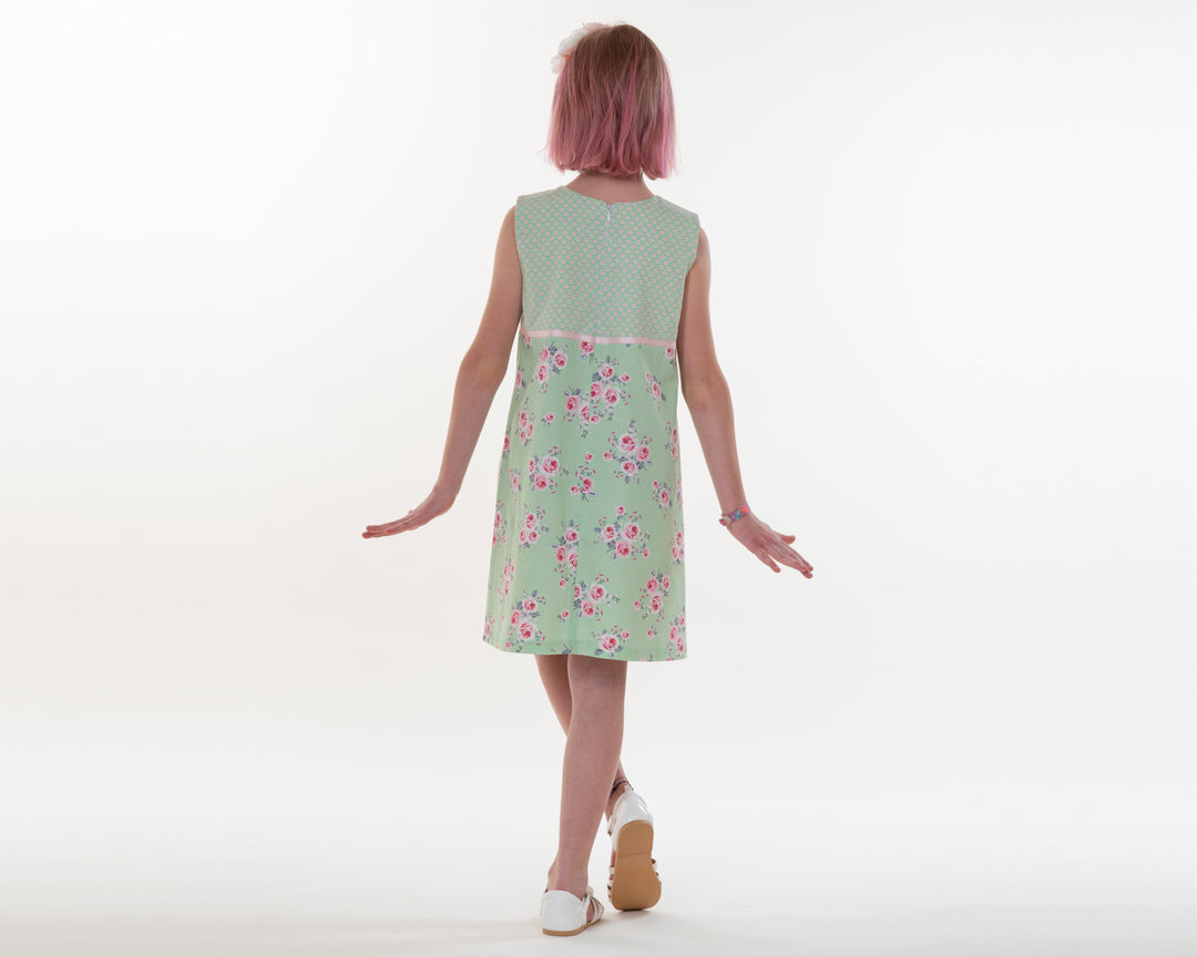 Digital Sewing Pattern Girls Summer Dress Download PDF Instructions Kids Pinafore Design Easy Project Guide Sleeveless Style Cotton Dress Youth Fashion Blueprint Simple Construction Steps Pocket Detail Ribbon Accent Beginner Friendly